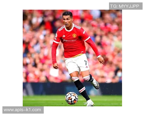 豪门足球风云过顶的背后故事与传奇人物的崛起与沉浮